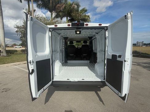 New 2026 RAM ProMaster 2500 w/ Convenience Group image 28