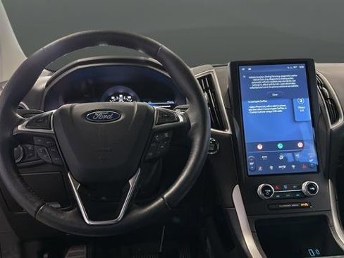 Used 2024 Ford Edge SEL w/ Sport Appearance Package AWD/4WD image 11