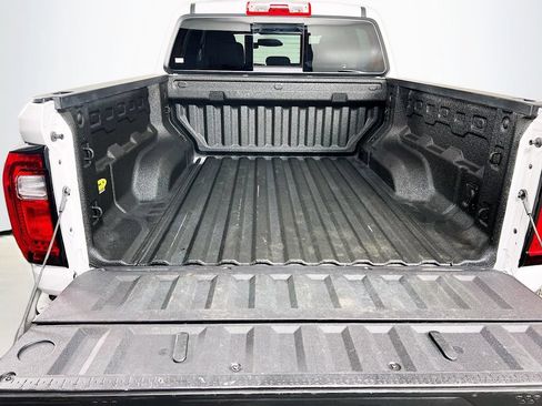 Used 2023 GMC Canyon Elevation w/ Convenience Package AWD/4WD image 25