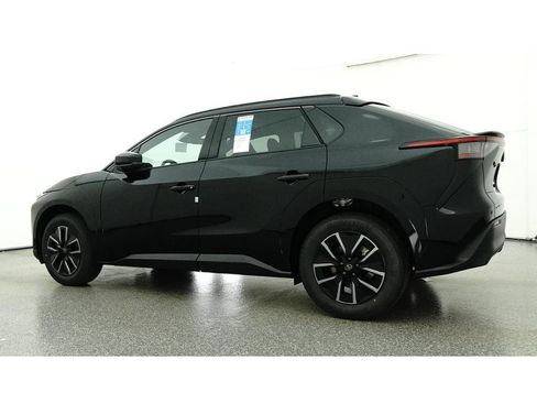New 2026 Toyota bZ FWD image 20