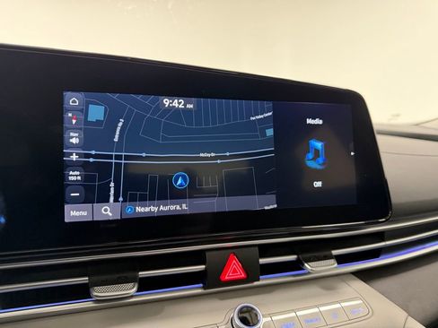 Certified 2024 Hyundai Elantra Limited image 20