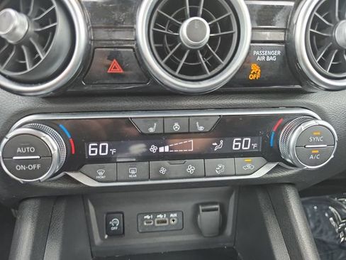 Used 2024 Nissan Sentra SV w/ All-Weather Package FWD image 4