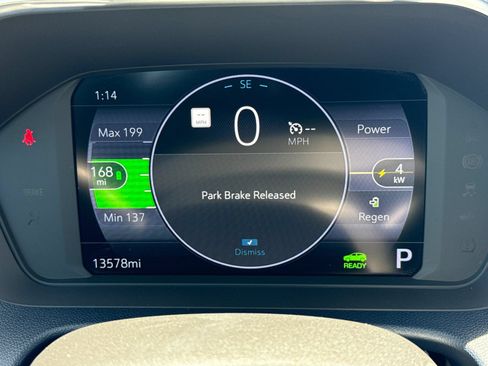 Used 2023 Chevrolet Bolt EUV Premier w/ Sun & Sound Package FWD image 23