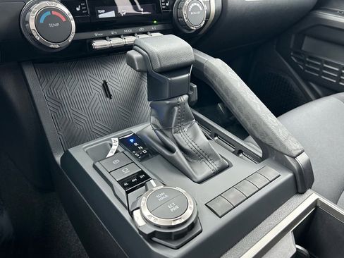 Certified 2025 Toyota Tacoma SR5 image 20