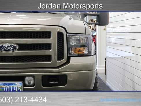 Used 2005 Ford Excursion Limited image 42