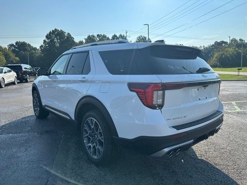 New 2027 Ford Explorer Platinum AWD/4WD image 5
