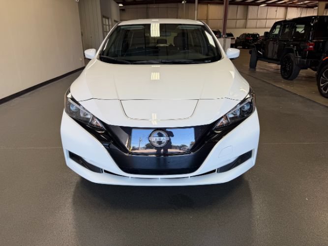 Used 2025 Nissan Leaf S FWD image 8