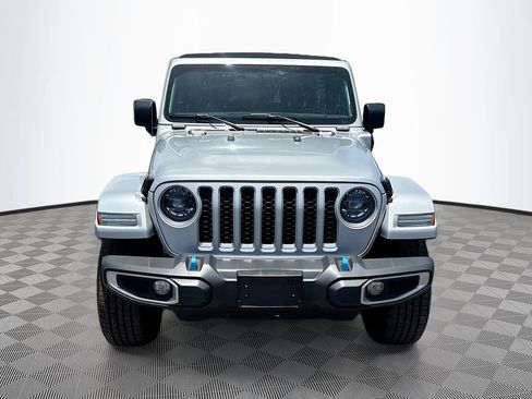 Used 2023 Jeep Wrangler Unlimited Sahara w/ Cold Weather Group AWD/4WD image 2