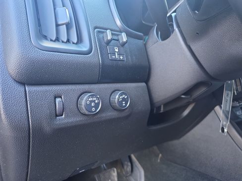 Used 2018 Chevrolet Colorado LT w/ Luxury Package, Chrome image 15