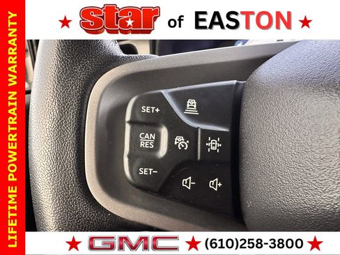 Used 2023 Ford Bronco Badlands image 32