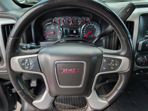 Used 2018 GMC Sierra 1500 SLT w/ SLT Premium Package AWD/4WD image 18