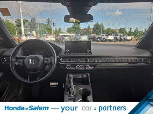 Used 2024 Honda Civic Sport image 12