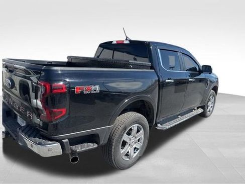 Used 2024 Ford Ranger Lariat w/ FX4 Off-Road Package image 10