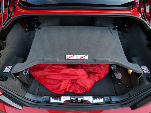 Used 2014 Ferrari California image 58