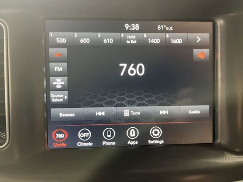 Used 2022 Dodge Charger SXT AWD/4WD image 18