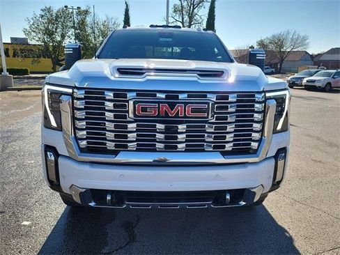 New 2026 GMC Sierra 2500 Denali w/ Denali Reserve Package image 11