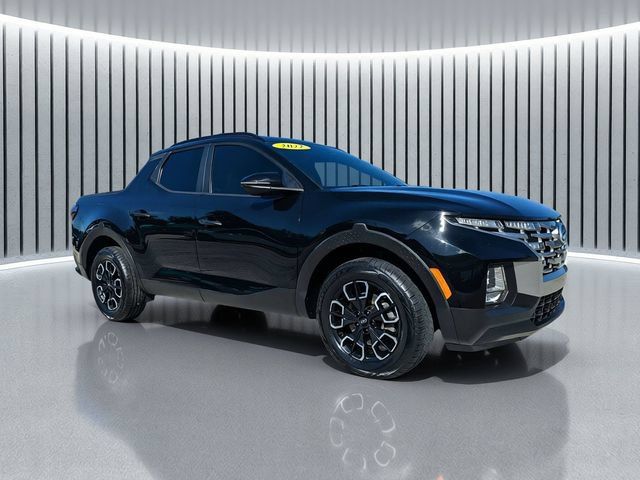 Used 2022 Hyundai Santa Cruz SEL w/ Activity Package FWD image 2