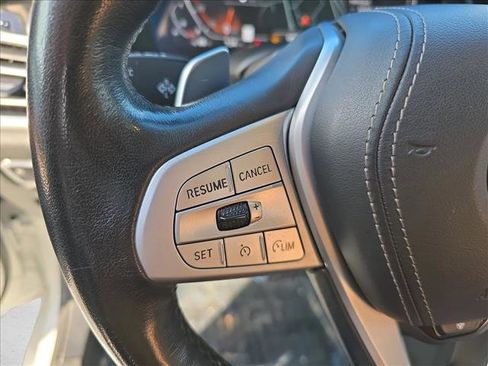 Used 2020 BMW X7 xDrive40i w/ Cold Weather Package image 18