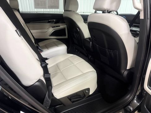 Used 2023 Kia Telluride SX AWD/4WD image 27