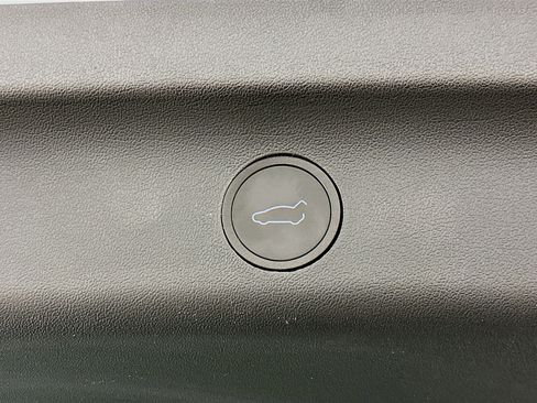 Used 2023 Tesla Model Y Long Range image 32