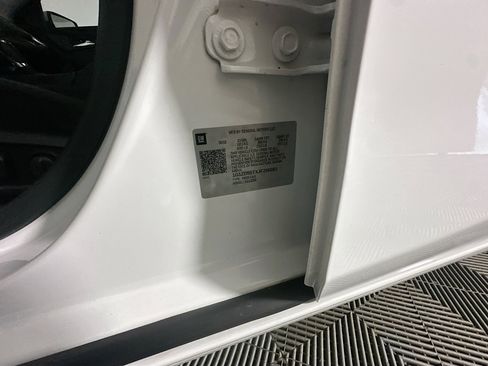 Used 2018 Chevrolet Malibu LT image 12