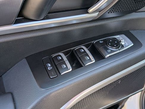 Used 2025 Kia Telluride S AWD/4WD image 13