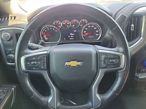 Used 2022 Chevrolet Silverado 1500 LT image 14
