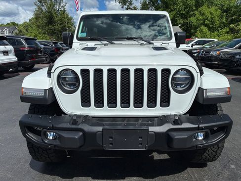 Used 2019 Jeep Wrangler Unlimited Sahara w/ Quick Order Package 24M Moab AWD/4WD image 4