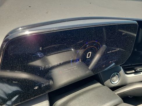 New 2026 Chevrolet Equinox LT w/ Convenience Package II FWD image 22