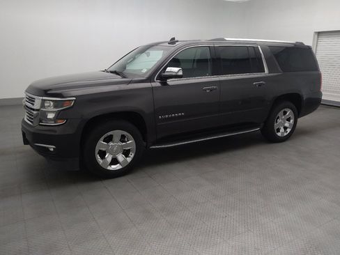 Used 2017 Chevrolet Suburban Premier AWD/4WD image 2