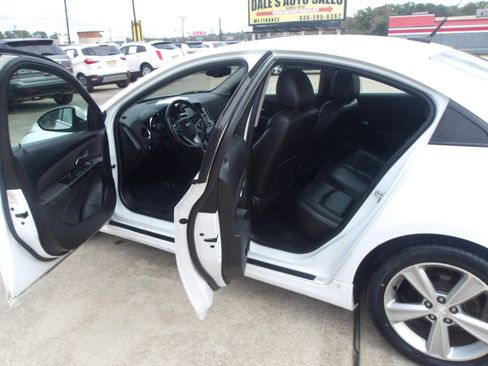 Used 2014 Chevrolet Cruze LT w/ RS Package image 15