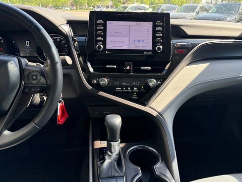 Used 2024 Toyota Camry SE AWD/4WD image 30