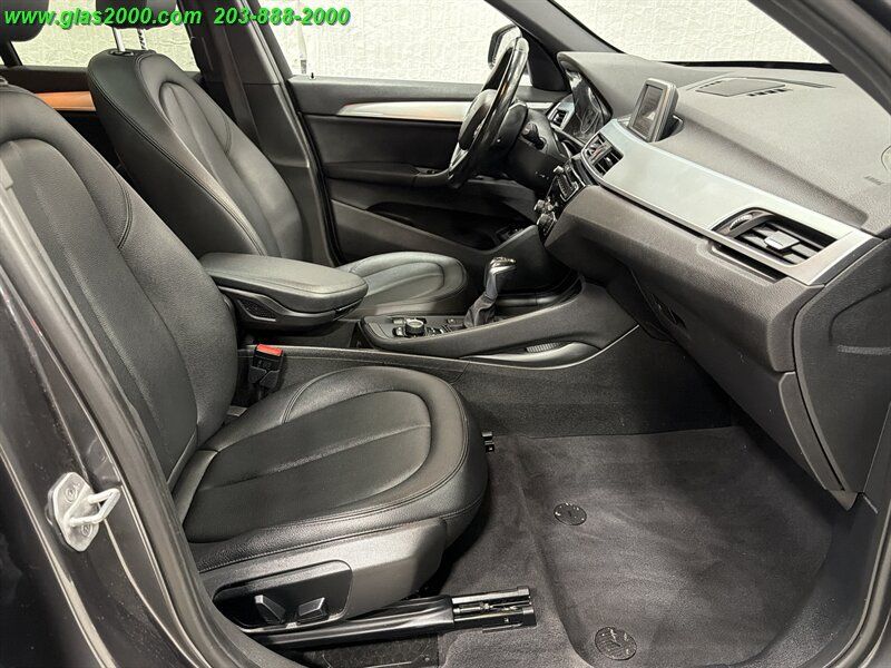 Used 2017 BMW X1 xDrive28i AWD/4WD image 21