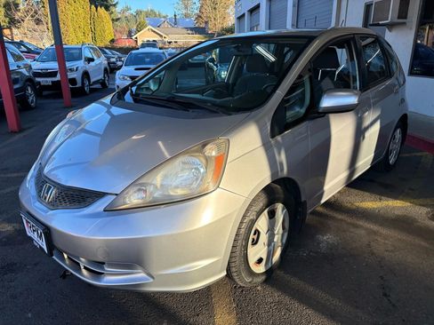 Used 2013 Honda Fit image 3