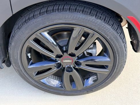 Used 2019 MINI Cooper S image 9