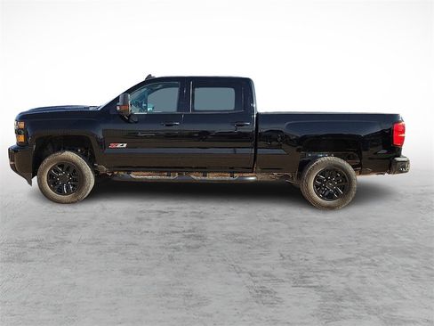 Used 2019 Chevrolet Silverado 2500 LTZ w/ Duramax Plus Package image 6