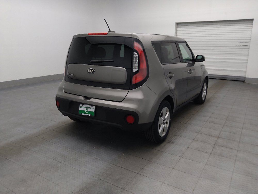 Used 2017 Kia Soul FWD image 9