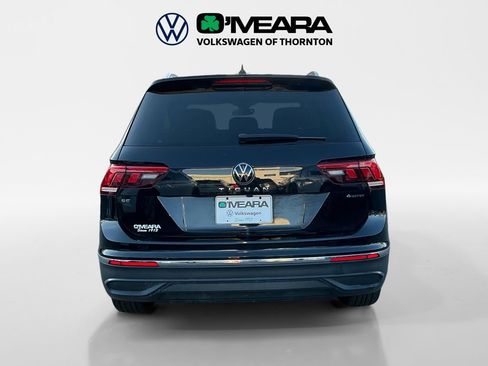 Used 2022 Volkswagen Tiguan SE w/ Panoramic Sunroof Package image 4