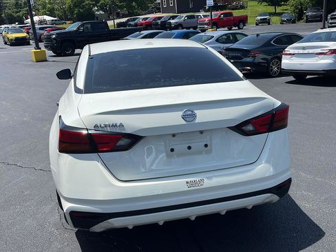 Used 2019 Nissan Altima 2.5 S FWD image 4