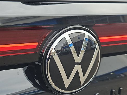 New 2026 Volkswagen Tiguan SE R-Line AWD/4WD image 26
