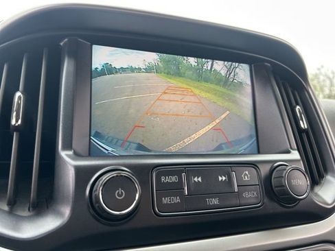 Used 2017 Chevrolet Colorado ZR2 w/ LPO, Premium Interior Package AWD/4WD image 24