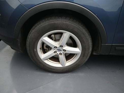 Used 2018 Ford Explorer FWD image 10