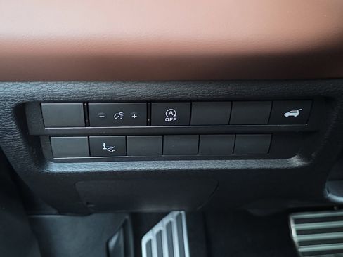 New 2026 Mitsubishi Outlander SEL image 28