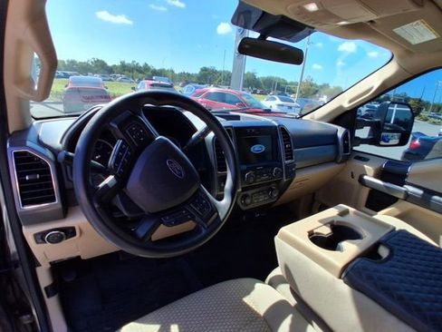 Used 2021 Ford F250 XLT image 9