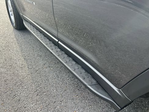 Used 2023 Jeep Grand Cherokee Laredo w/ Luxury Tech Group I image 23