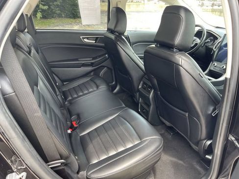 Used 2024 Ford Edge SEL AWD/4WD image 15