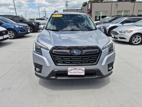 Used 2022 Subaru Forester Limited AWD/4WD image 3