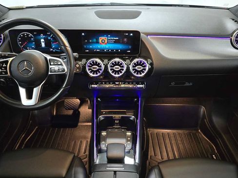 Certified 2021 Mercedes-Benz GLA 250 4MATIC image 18