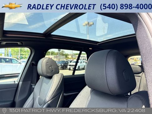 Used 2021 BMW X5 xDrive40i w/ Convenience Package AWD/4WD image 2