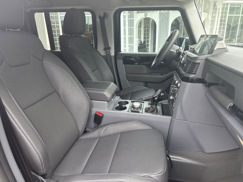 Used 2025 INEOS Grenadier AWD/4WD image 30